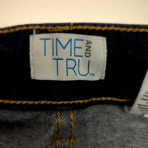 Jeans Size 12 Short Time and Tru Dark Wash - Picture 4 of 8
